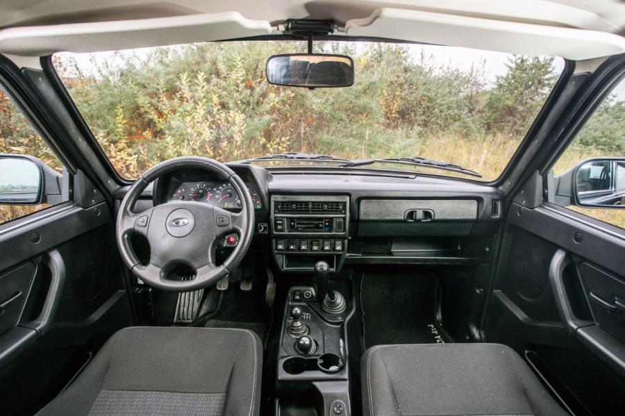 Торпедо Lada 4x4 Urban (21310-59) 2016 года  (фото 16 из 43)